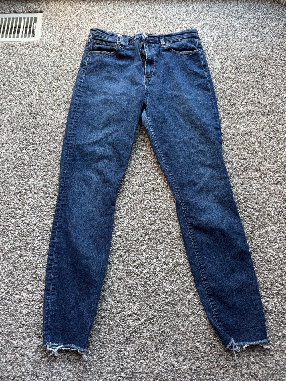 GAP high rise dark wash jeggings size 29 /8R